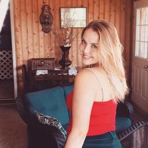 Meet your Posher, Brittany